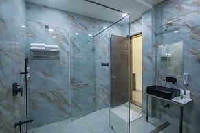 Sterling Padam Pench