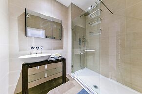 South-Kensington Apartment