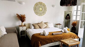 Manu Mykonos  Beach Villas & Bungalows