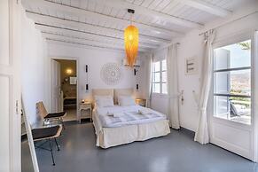 Manu Mykonos  Beach Villas & Bungalows