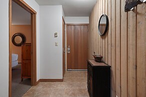 Ski Condo 151 1 Bedroom Condo by RedAwning