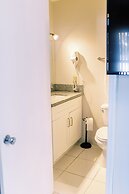 Beachside Gardens Apartments by Lowkl