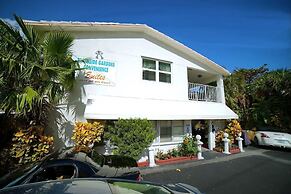 Beachside Gardens Apartments by Lowkl