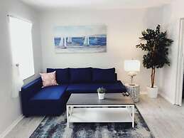 Beachside Gardens Apartments by Lowkl