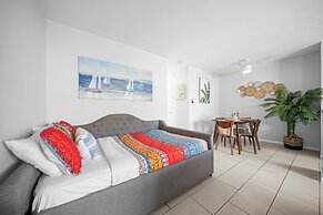 Bayview Apartments by Lowkl