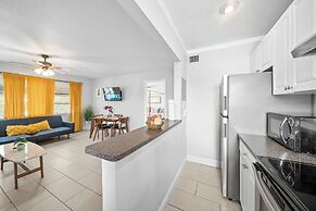 Bayview Apartments by Lowkl