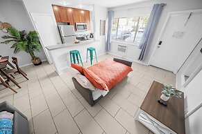 Bayview Apartments by Lowkl