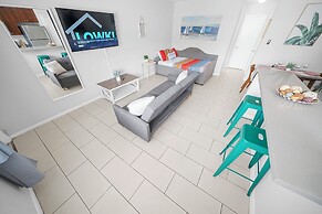 Bayview Apartments by Lowkl