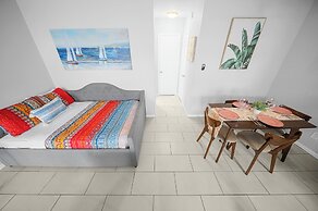 Bayview Apartments by Lowkl