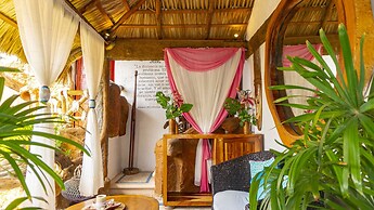 Monyoli Hotel & Boutique
