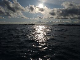 Kalimetiya Beach Cabana Near Beach 4 Minutes Walk