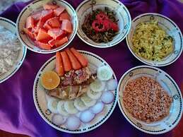 Kalimetiya Beach Cabana Near Beach 4 Minutes Walk