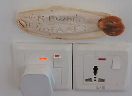 Kalimetiya Beach Cabana Near Beach 4 Minutes Walk