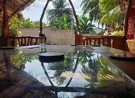 Kalimetiya Beach Cabana Near Beach 4 Minutes Walk