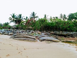 Kalimetiya Beach Cabana Near Beach 4 Minutes Walk