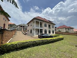 Captivating 7-bed House in Kigali, Rwanda