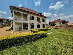 Captivating 7-bed House in Kigali, Rwanda