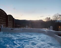 Erw Glas Glamping and Camping