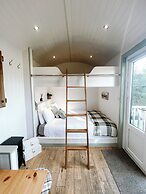 Erw Glas Glamping and Camping