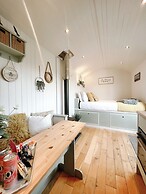 Erw Glas Glamping and Camping