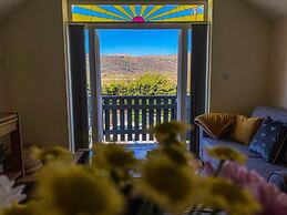 Erw Glas Glamping and Camping