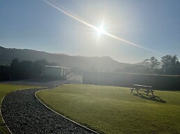 Erw Glas Glamping and Camping