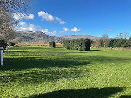 Erw Glas Glamping and Camping