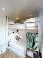 Erw Glas Glamping and Camping