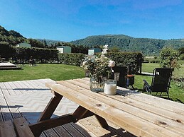 Erw Glas Glamping and Camping