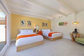 Mojave Resort - Adults Only
