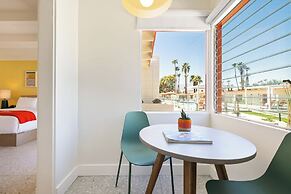 Mojave Resort - Adults Only