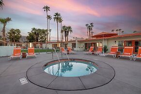 Mojave Resort - Adults Only
