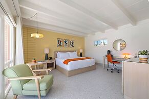 Mojave Resort - Adults Only