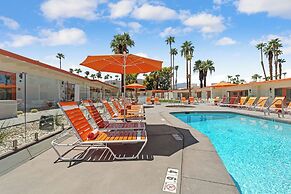 Mojave Resort - Adults Only