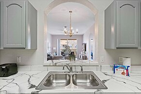 2784 Almaton Loop #401