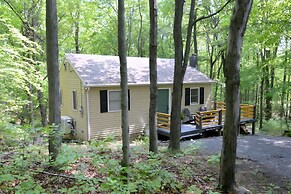 A Humble Abode - A Modern Woodsy Retreat