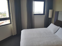 Parramatta Hotel in Mantra Building