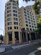 Parramatta Hotel in Mantra Building