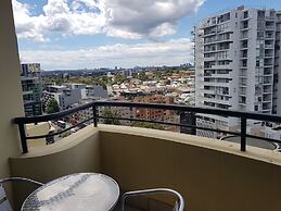 Parramatta Hotel in Mantra Building