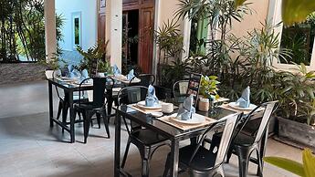 Mohasal Angkor Boutique