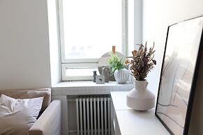 2ndhomes Bright 1BR Home in Kamppi