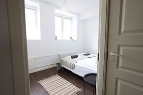 2ndhomes Bright 1BR Home in Kamppi