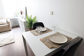 2ndhomes Bright 1BR Home in Kamppi