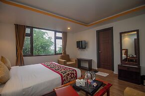 Hotel Samlhen By Apsara Group of Hotels