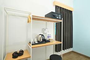 Front One Hotel Pasir Koja Bandung