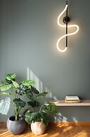 Deluxe 4 Bedrooms Apartment in Athens Center