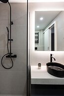 Deluxe 4 Bedrooms Apartment in Athens Center