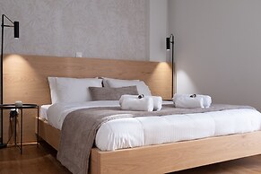 Deluxe 4 Bedrooms Apartment in Athens Center
