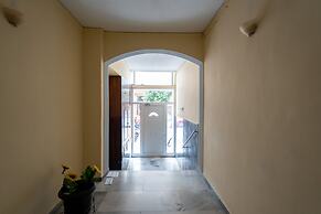 Deluxe 4 Bedrooms Apartment in Athens Center