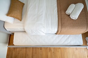 Deluxe 4 Bedrooms Apartment in Athens Center